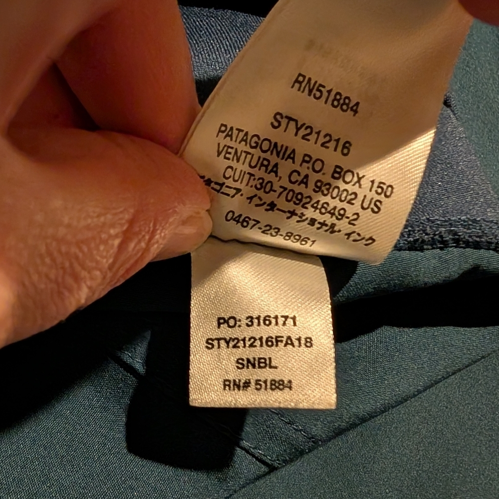 Patagonia Navy Blue Cropped Happy Hike Joggers - Large - Picture 11 of 14